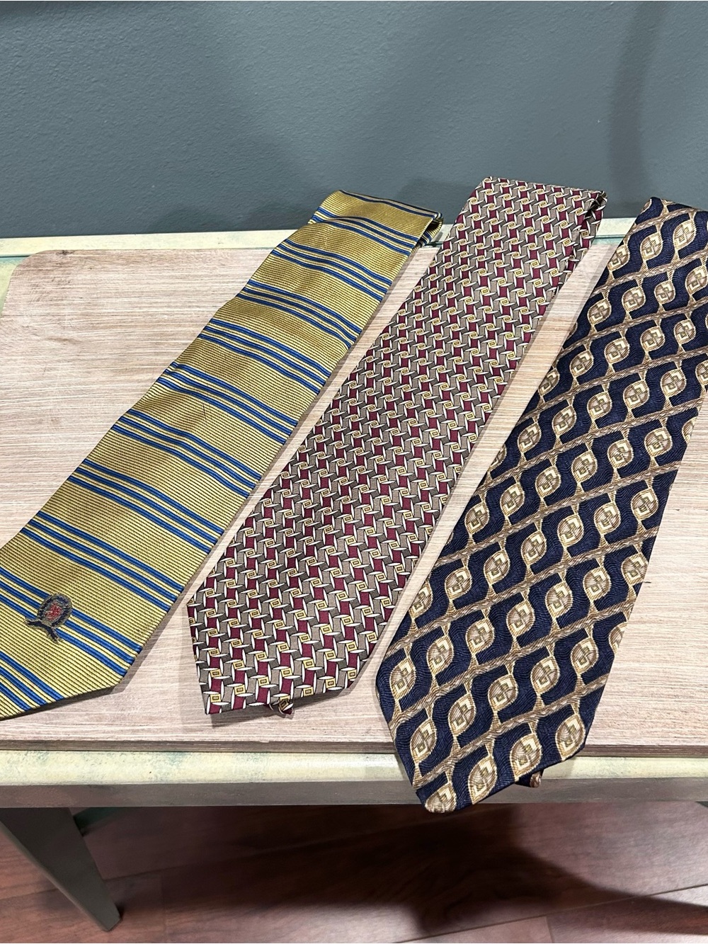 Lot of 3 Men's 100% Silk Neckties Tommy Hilfiger Geoffrey Beene Career Cravats